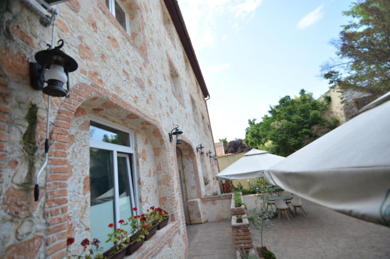 Gala - Guesthouse ออราแด ภายนอก รูปภาพ
