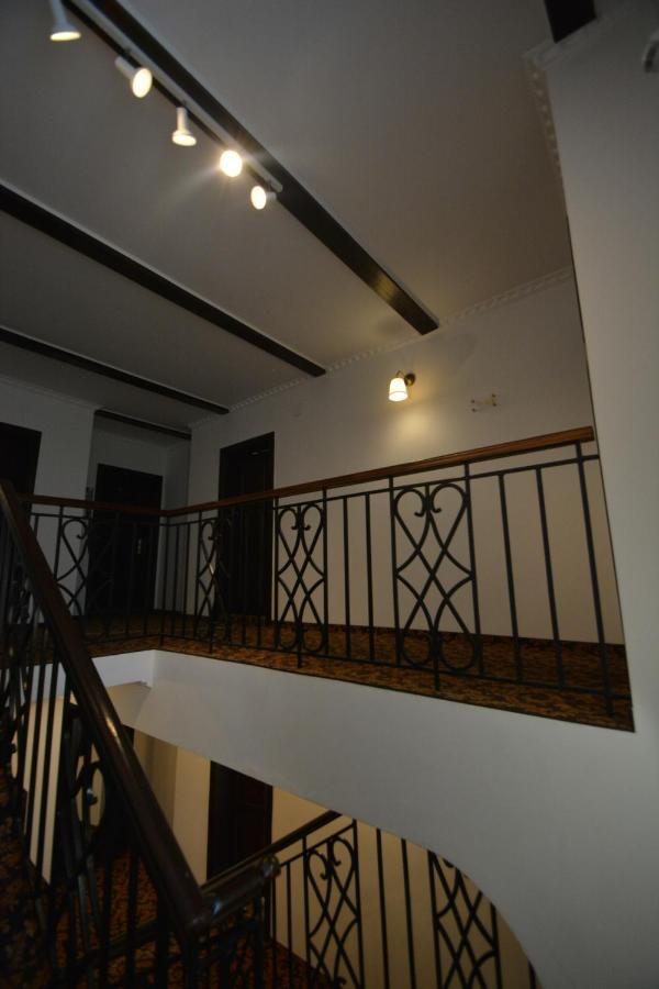 Gala - Guesthouse ออราแด ภายนอก รูปภาพ