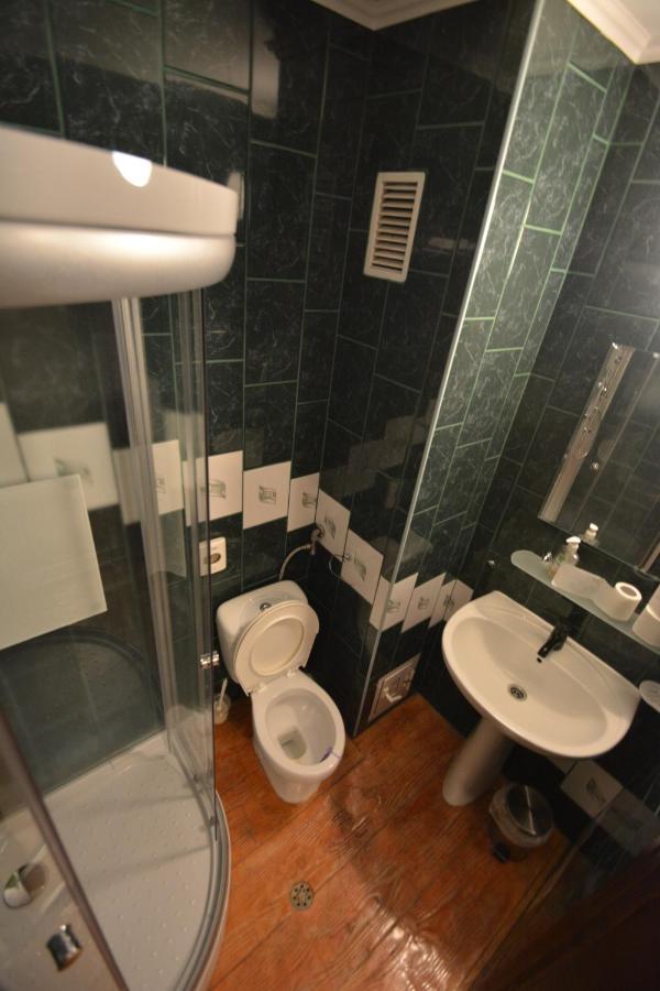Gala - Guesthouse ออราแด ภายนอก รูปภาพ