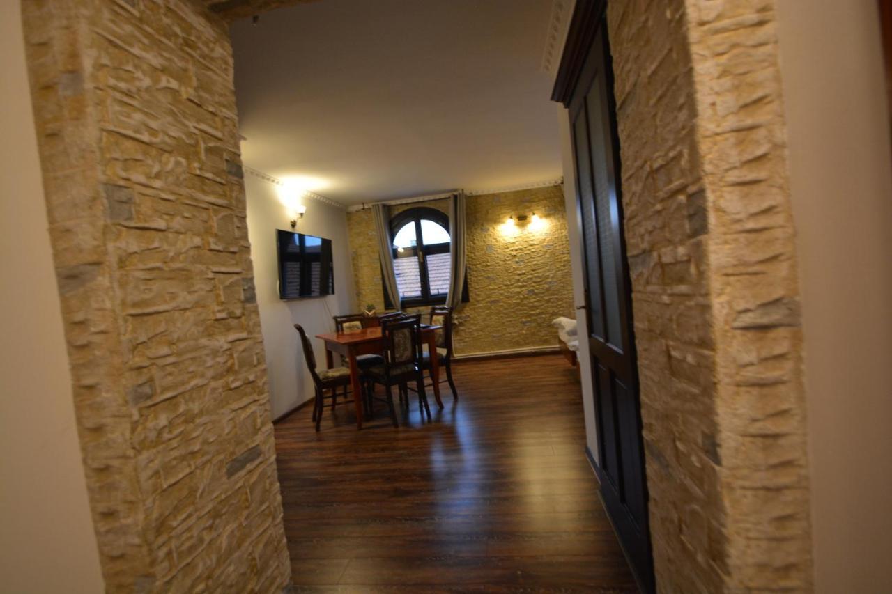 Gala - Guesthouse ออราแด ภายนอก รูปภาพ